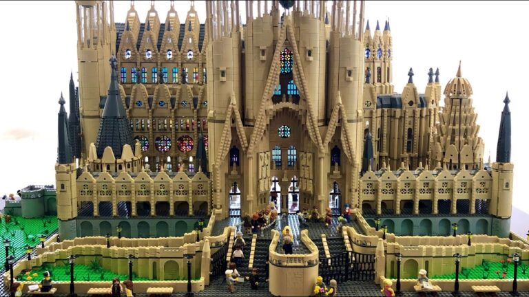 Diseño y construcción detallados: Descubre el set de la Sagrada Familia de LEGO para los amantes de la arquitectura